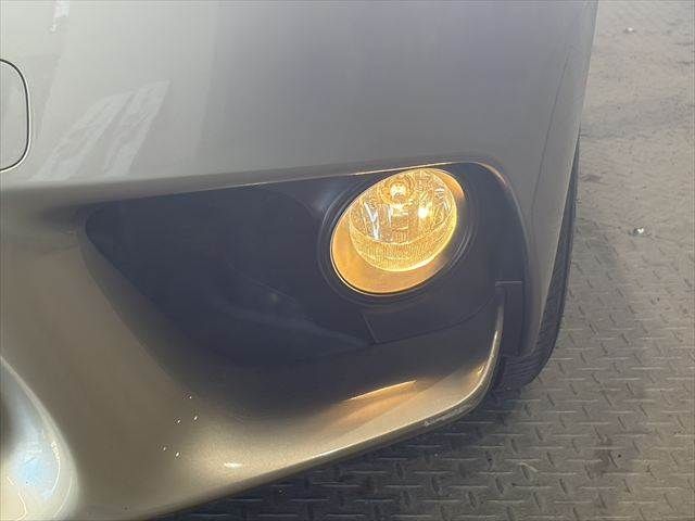 LEXUS IS300h