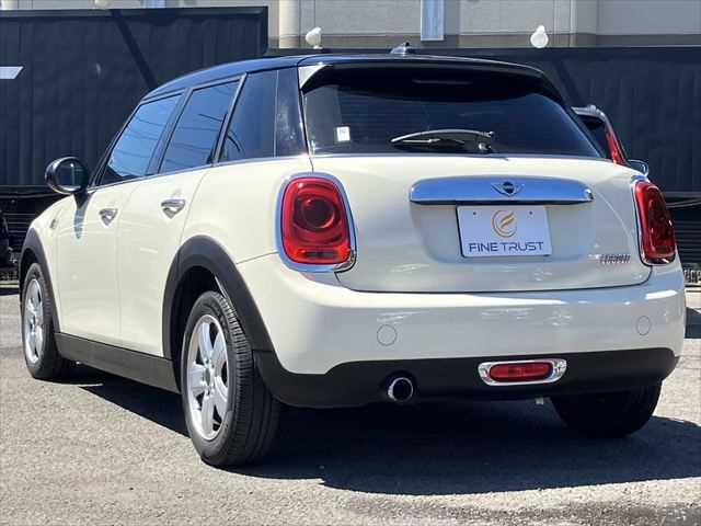 BMW MINI COOPER 5DOOR