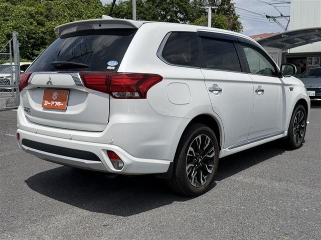 OUTLANDER PHEV