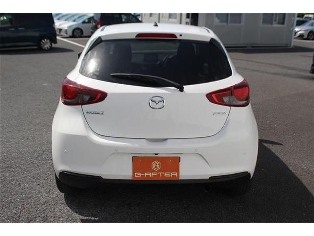 MAZDA2