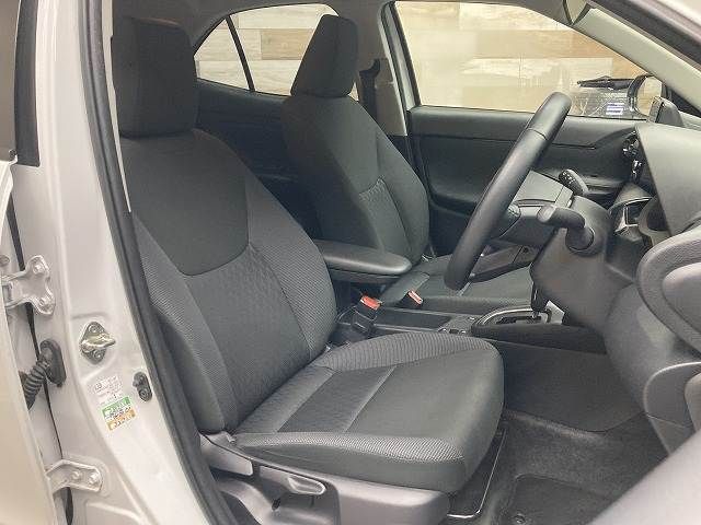 YARIS CROSS