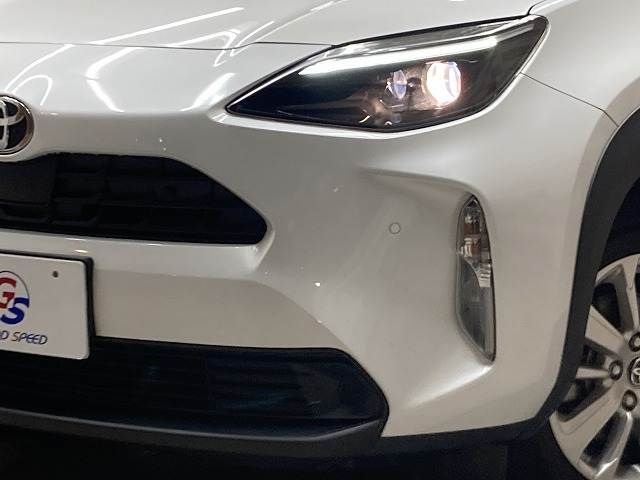 YARIS CROSS
