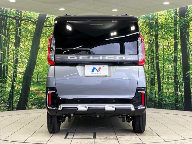 DELICA MINI