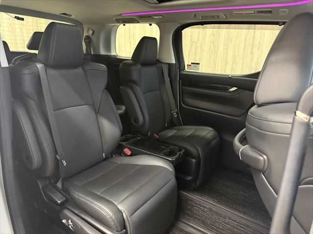 ALPHARD hybrid 4WD