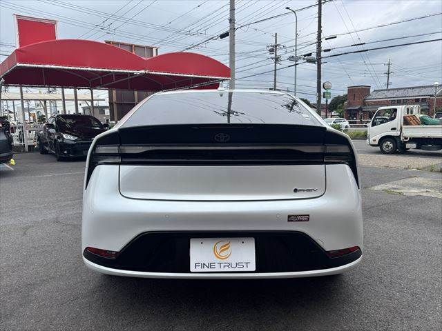 PRIUS PHV