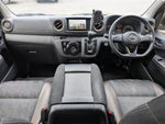 CARAVAN van 2WD