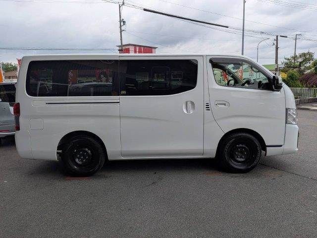 CARAVAN van 2WD