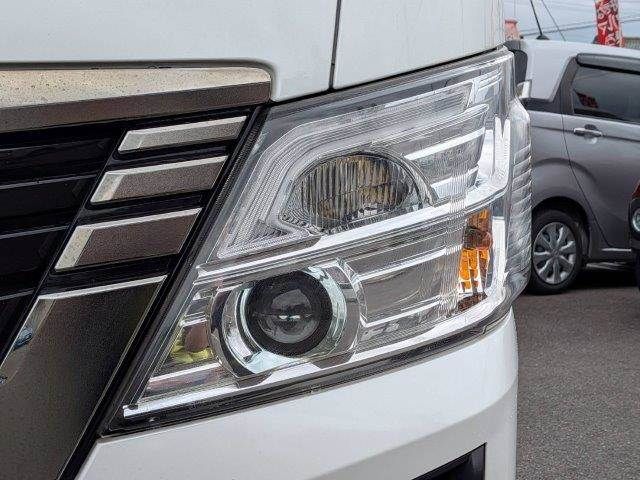 CARAVAN van 2WD