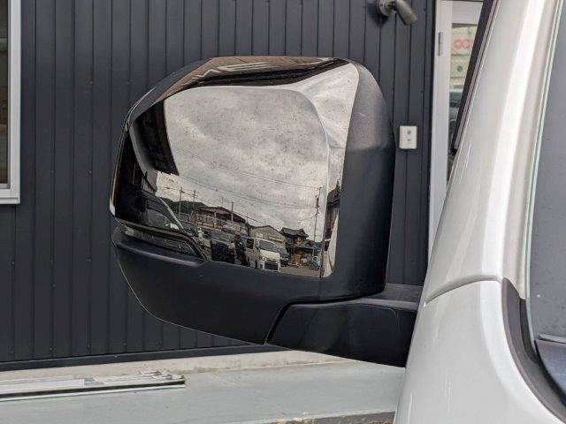 CARAVAN van 2WD