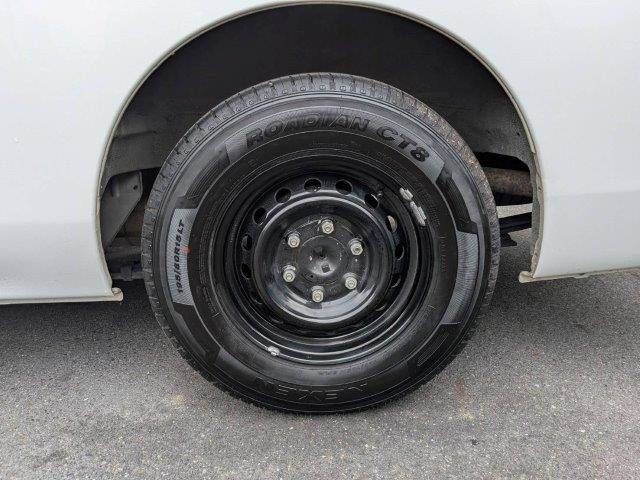 CARAVAN van 2WD