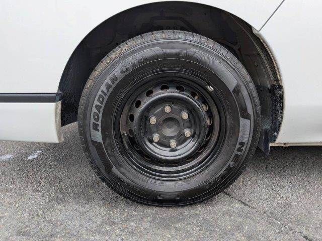 CARAVAN van 2WD