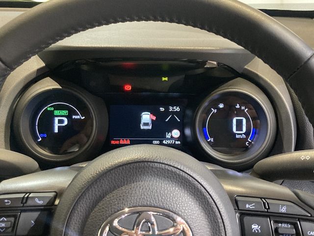 YARIS CROSS HYBRID