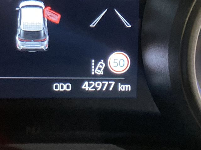 YARIS CROSS HYBRID