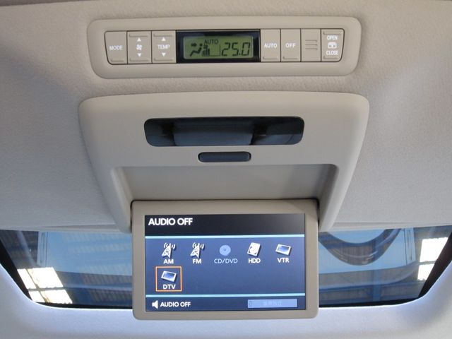 ESTIMA HYBRID 4WD