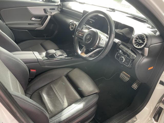 MERCEDES BENZ A class sedan