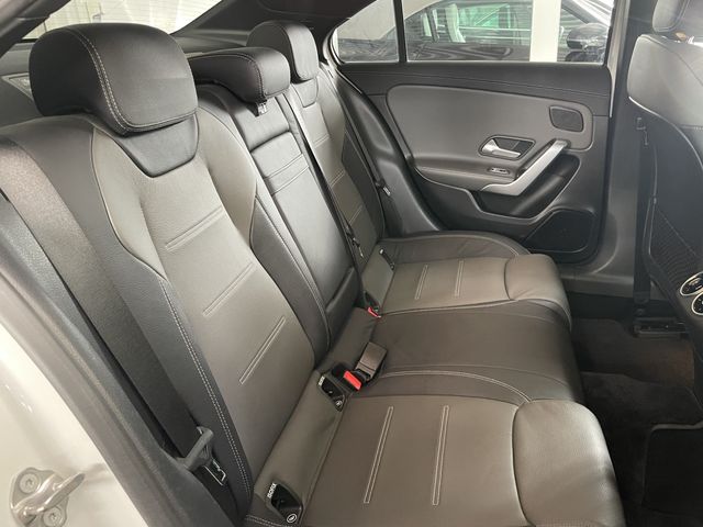 MERCEDES BENZ A class sedan