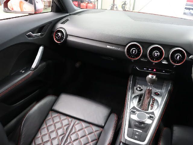 AUDI TT RS coupe
