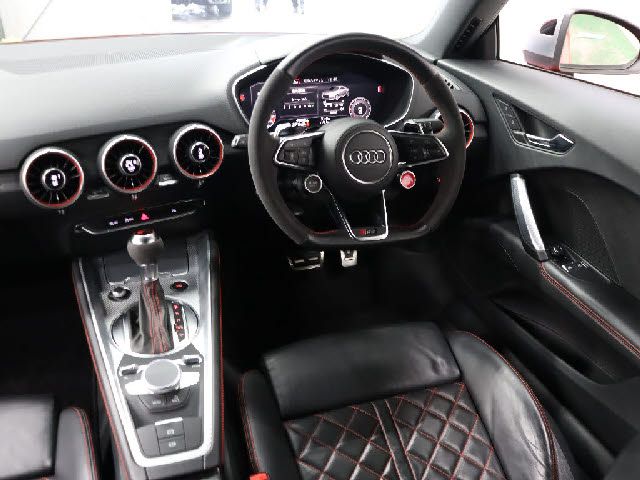 AUDI TT RS coupe
