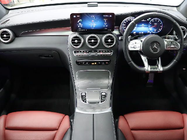 MERCEDES AMG GLC-class