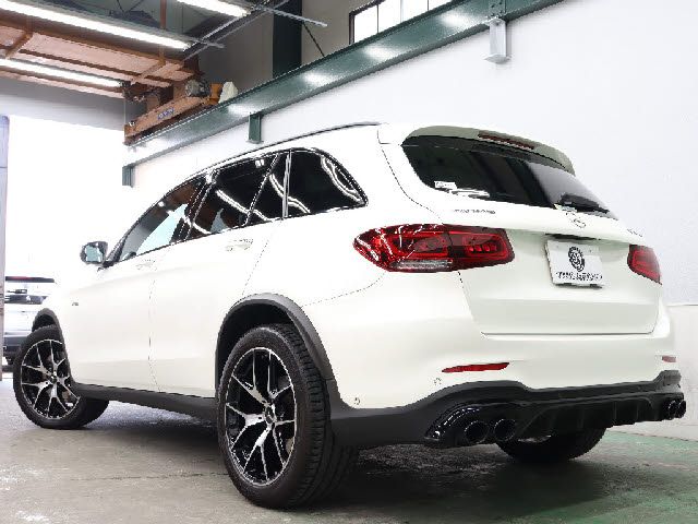 MERCEDES AMG GLC-class