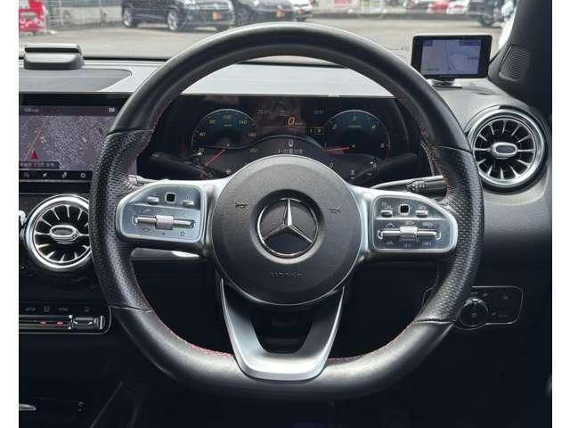MERCEDES BENZ GLB