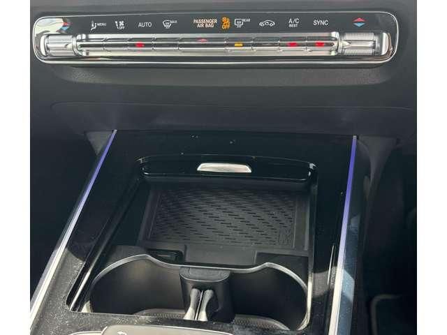 MERCEDES BENZ GLB