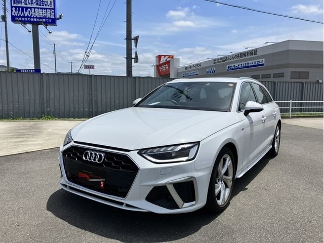 AUDI A4 AVANT