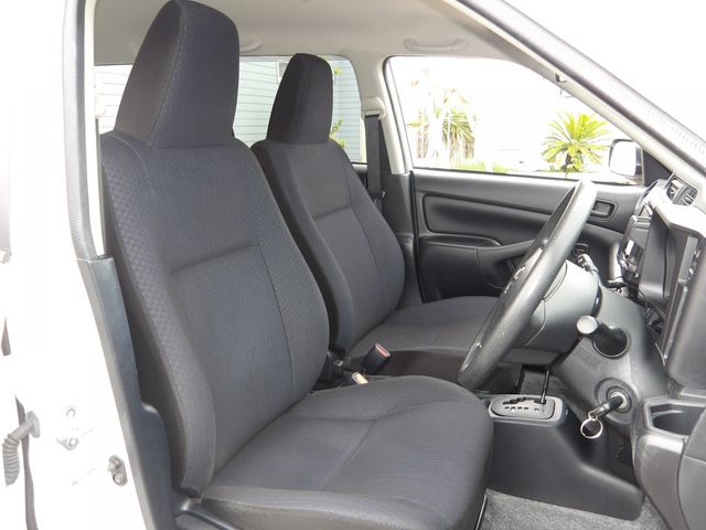 FAMILIA van 2WD