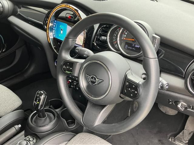 MINI COOPER 5DOOR