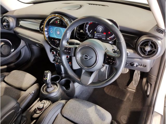 MINI COOPER D 5DOOR