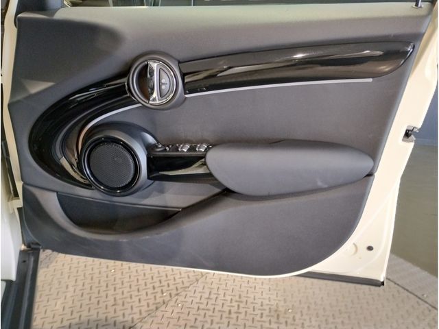 MINI COOPER D 5DOOR