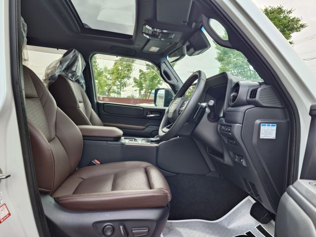 LANDCRUISER 250