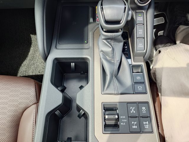 LANDCRUISER 250