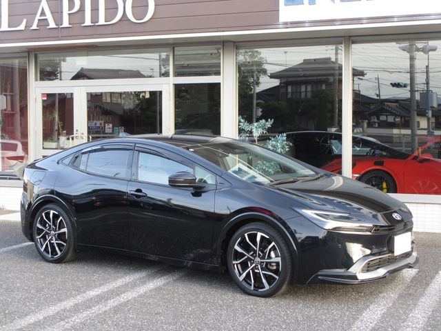 PRIUS PHV