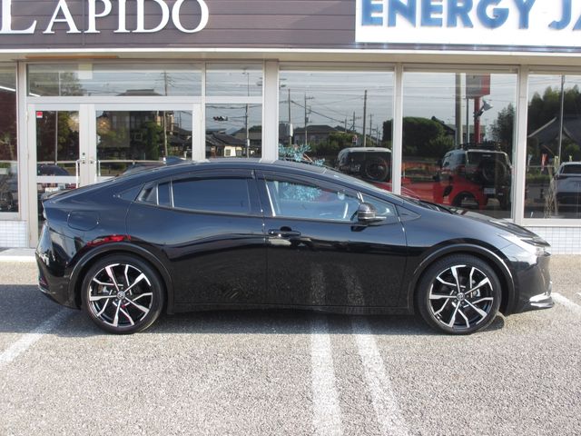 PRIUS PHV