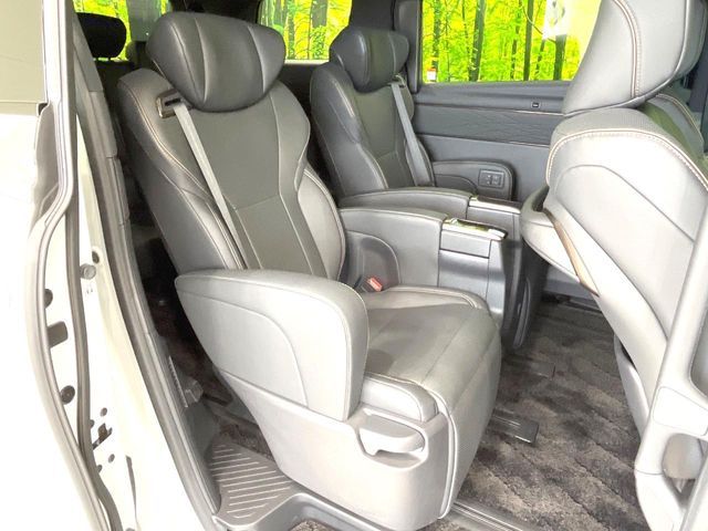 ALPHARD hybrid