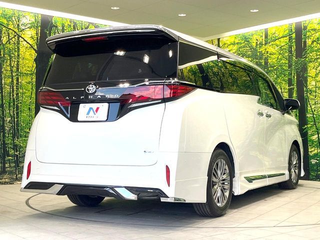 ALPHARD hybrid
