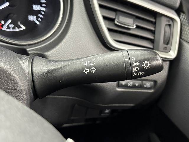 X-TRAIL HYBRID 2WD
