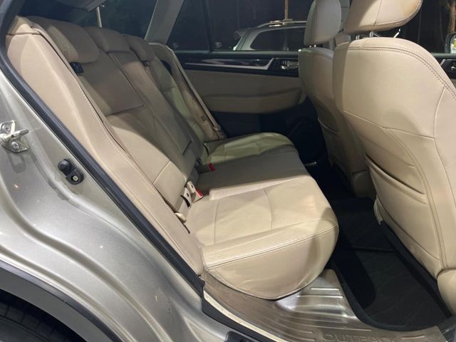 LEGACY OUTBACK