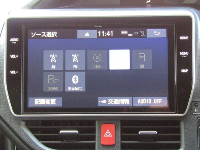 VOXY HYBRID