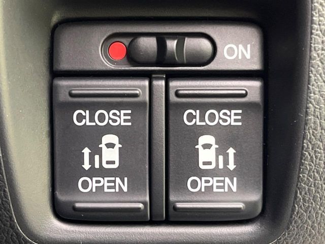 N BOX
