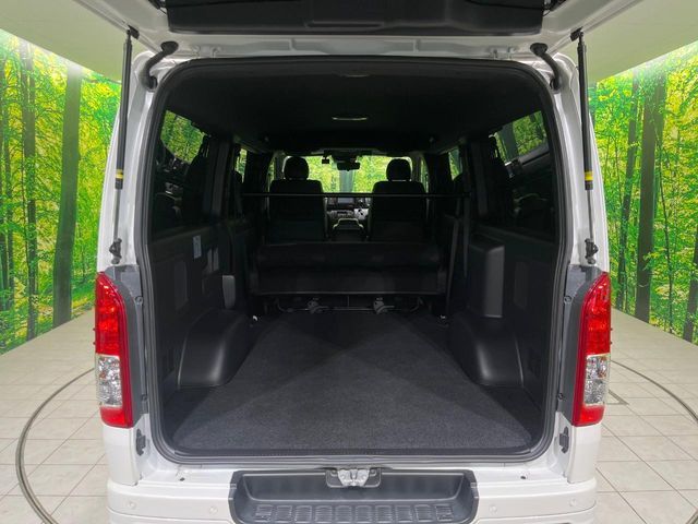 HIACE van 4WD