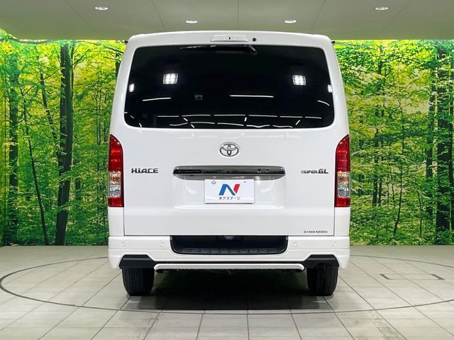 HIACE van 4WD