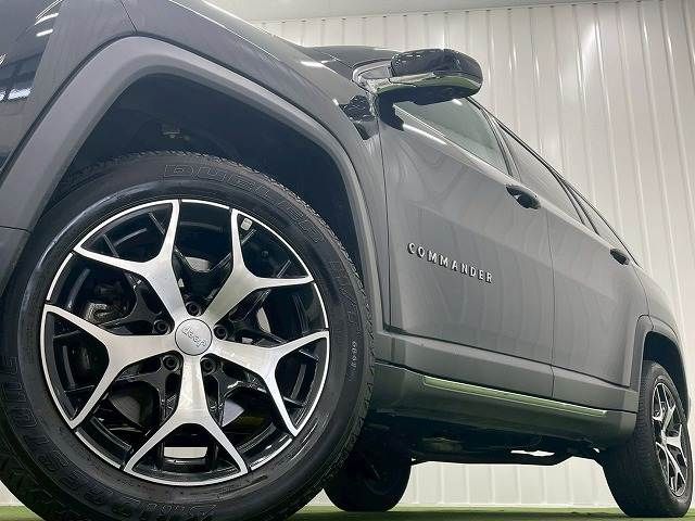 JEEP COMMANDER