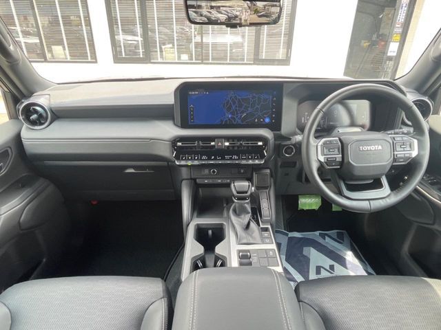 LANDCRUISER 250