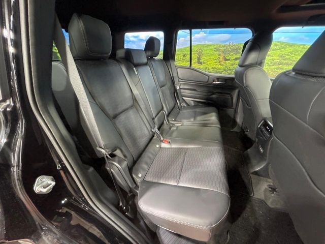 LANDCRUISER 250