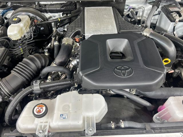 LANDCRUISER 250
