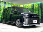 VOXY HYBRID