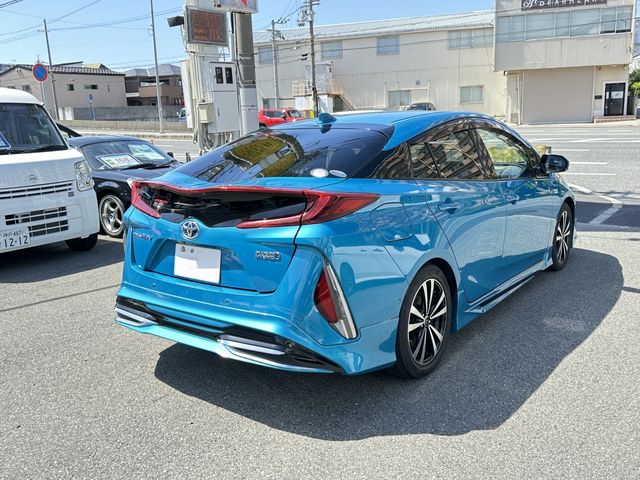 PRIUS PHV
