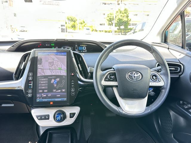 PRIUS PHV